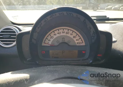 2015 Smart Fortwo Pure z USA, uszkodzony, nr VIN WMEEJ3BA3FK801370